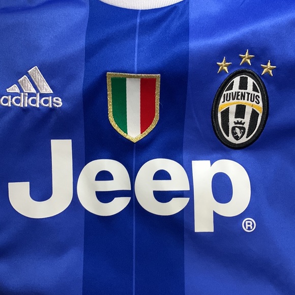 Juventus 2017 away jersey - Picture 3 of 5